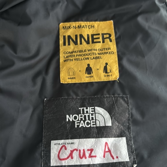 The North Face boys jacket - Picture 4 of 10